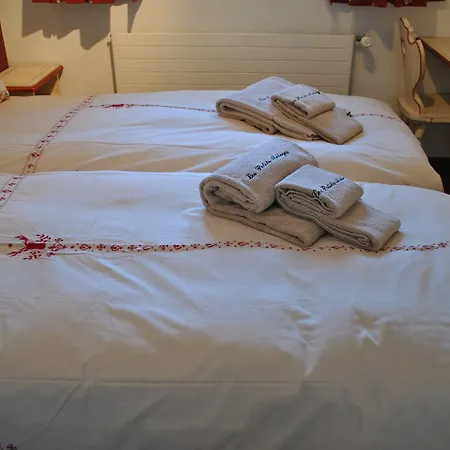 Les Petits Melezes Panzió 4*