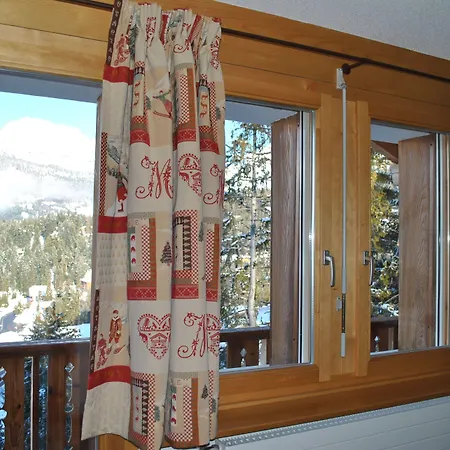 Bed & Breakfast Les Petits Melezes 4*