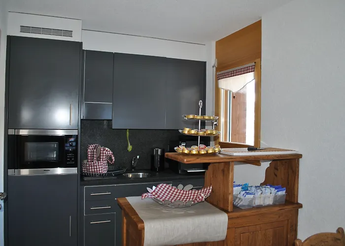 Les Petits Melezes Oda ve Kahvaltı 4*