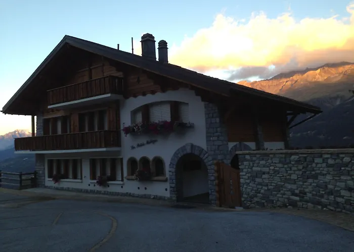 Les Petits Melezes Oda ve Kahvaltı 4*