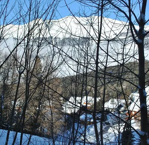 Les Petits Melezes Oda ve Kahvaltı 4*